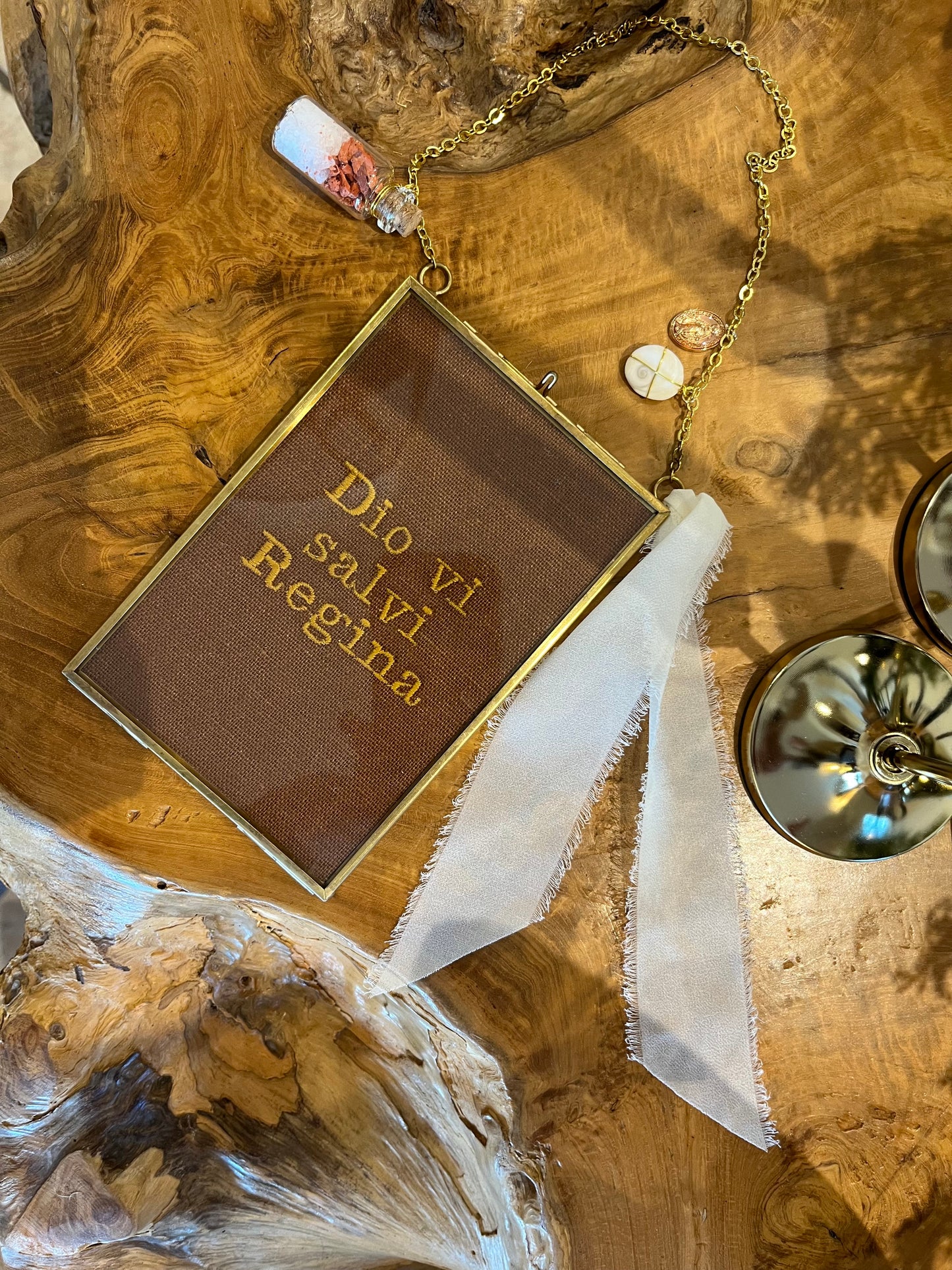 Cadre «Dio vi Salvi Regina» petit modèle (terracotta)