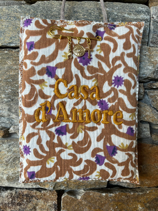 Grigri « Casa d’Amore » et son épingle (fleuri)