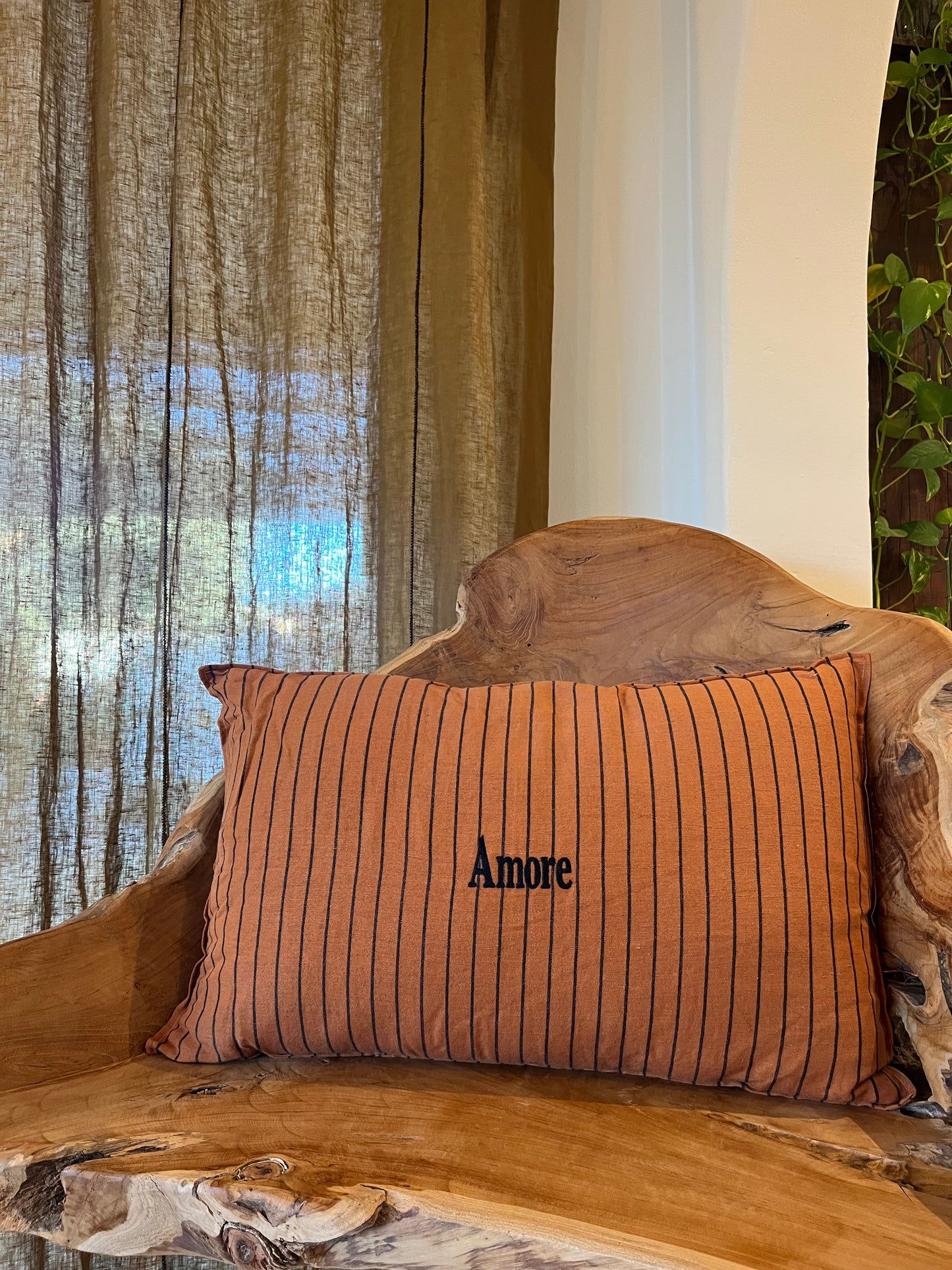 Coussin en Lin rectangulaire "Amore" brodé (rayé)