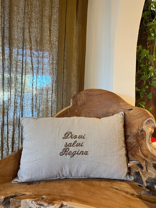 Coussin en Lin rectangulaire "Dio vi salvi Regina" brodé (naturel)
