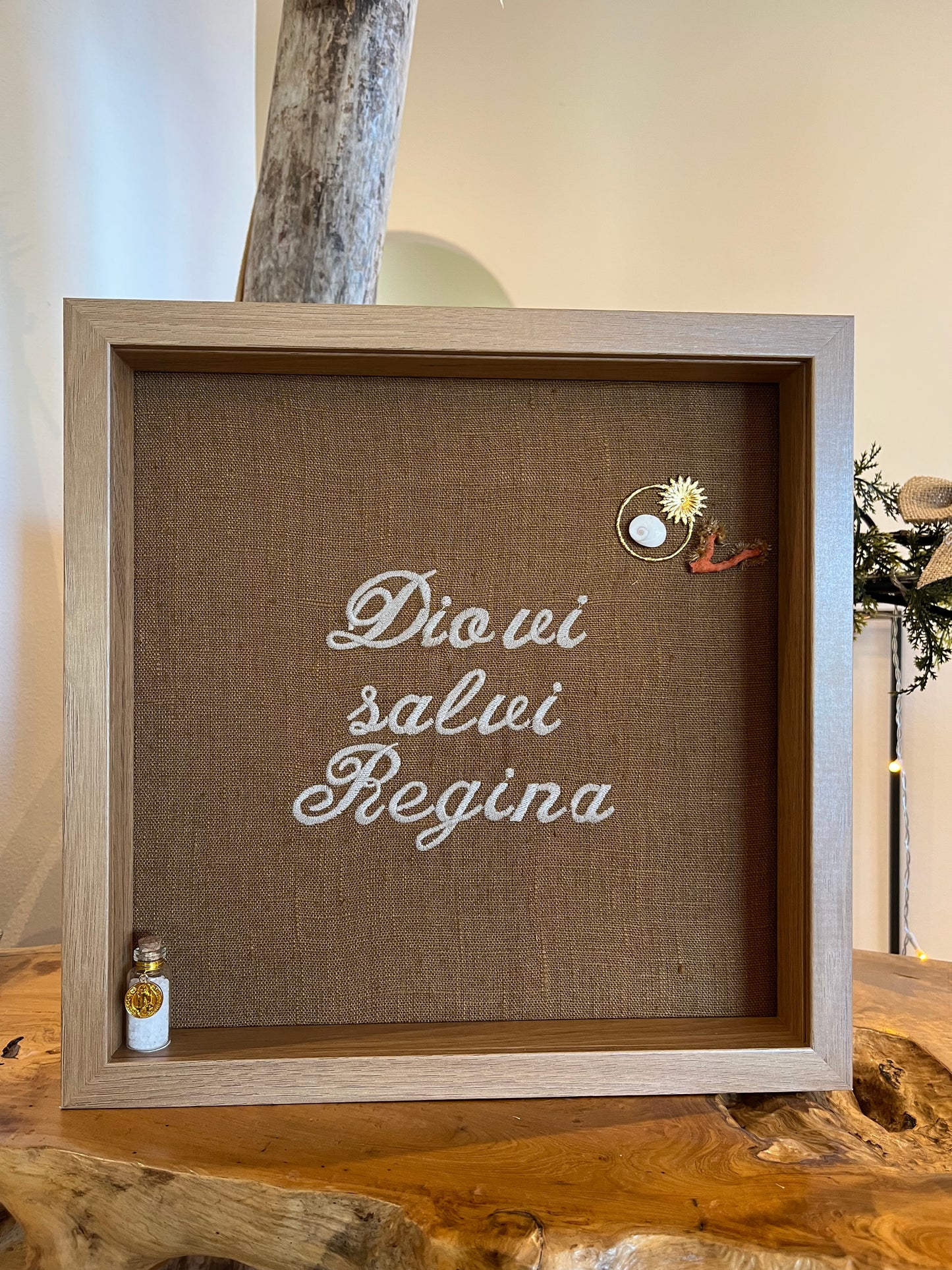 Cadre « Dio vi Salvi Regina » tabac